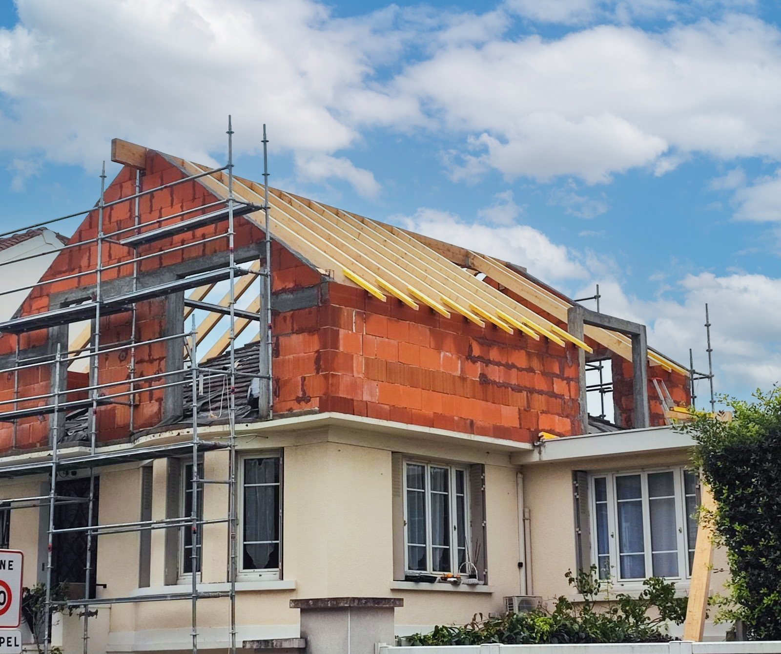 Côté Toit : Artisan Charpentier, Couvreur, Cordiste